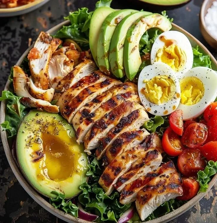 Paleo grilled chicken salad