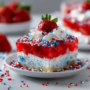 Summer Berry Jello Lasagna: 6 Simple Party Layers